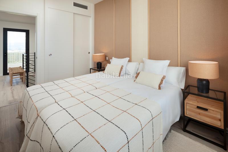 Foto b78f2ea5-7019-4253-a8eb-6ea2610e3c66. Promoción Golden View II en Manilva. Edificio viviendas de obra nueva