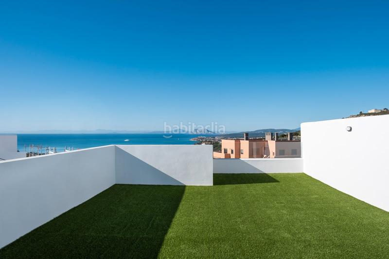 Foto b8c51cae-f30d-4e09-bbb4-1bdbf0dee6f8. Promoción Golden View II en Manilva. Edificio viviendas de obra nueva