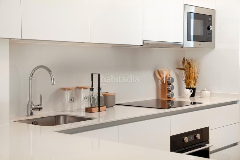 Foto f18607e7-84e6-4317-956c-59ef3d9cc736. Promoción Golden View II en Manilva. Edificio viviendas de obra nueva