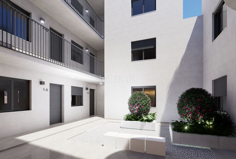 Foto 35c448f5-d8a7-4fcf-b2d4-af366f24f497. Pis 54m<sup>2</sup> a calle antonio vico 1-5 a Barrio de Ciudad Jardín Málaga