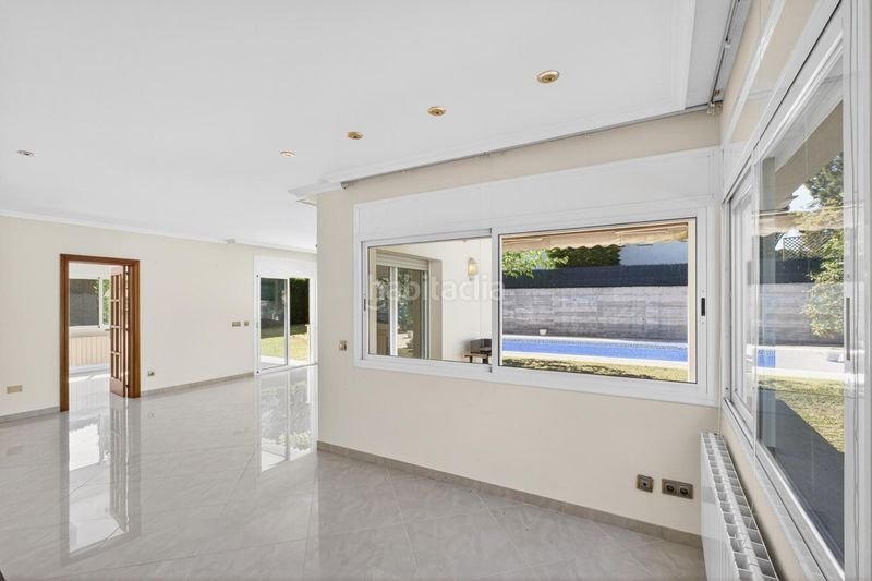 Foto 75c3c46c-c66c-4d12-82db-98b62ffb1d8f. Casa amb xemeneia calefacció aparcament piscina a Aiguaviva