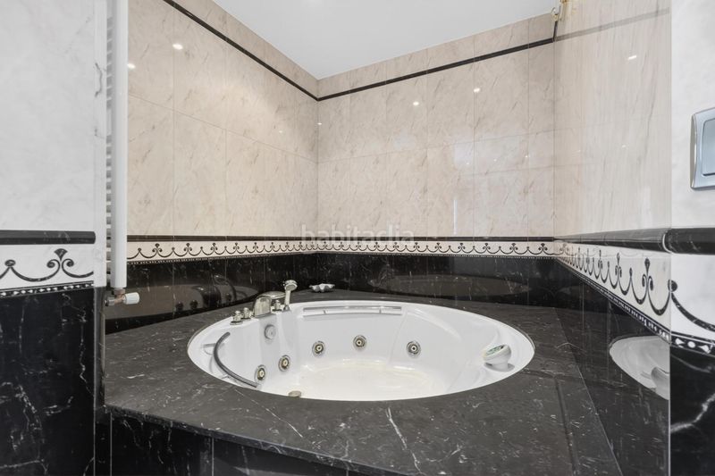 Foto 8bf7ea17-3e7c-44f1-9bcf-5b12bd9801f4. Casa amb xemeneia calefacció aparcament piscina a Aiguaviva