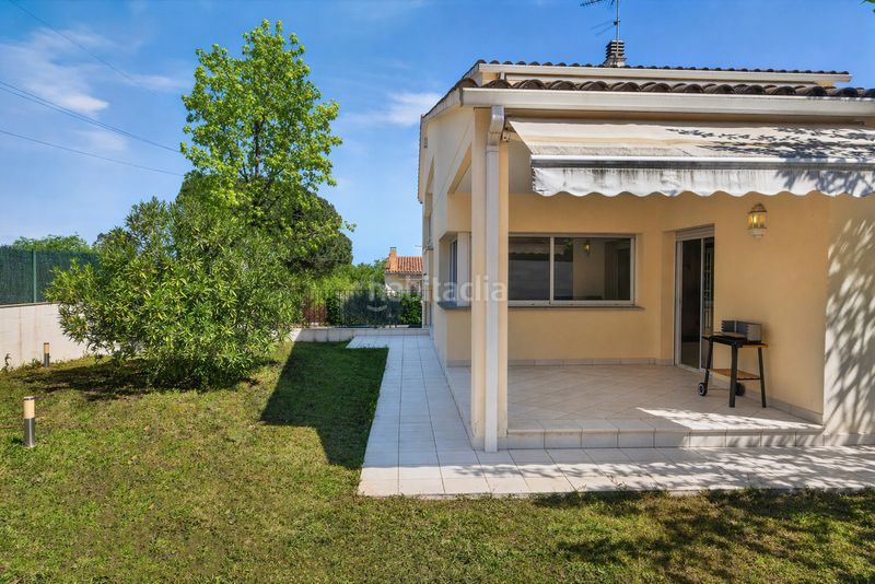 Foto a616e992-842c-44e7-84f4-88549161ebeb. Casa amb xemeneia calefacció aparcament piscina a Aiguaviva