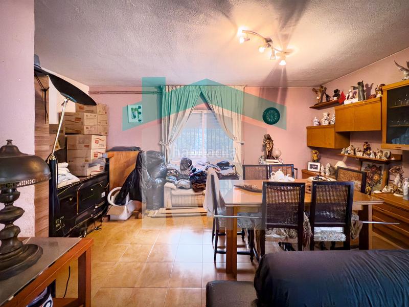 Foto 4f93bcd0-f2ed-4fbf-8f15-299e9300b241. Casa s en urbanización mirador penedès en Montmell (El)