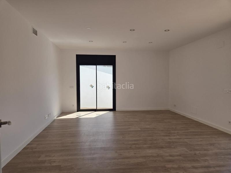 Foto f54dd4a4-4f88-4bb9-a49f-3d3e1463d820. Haus mit pool in Segur de dalt Segur de Calafell