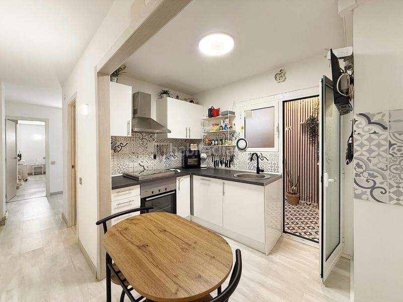 Foto 73afb3a7-8093-4751-9cc8-7329ce13262f. Piso  reformado al lado de la playa en Calafell platja Calafell