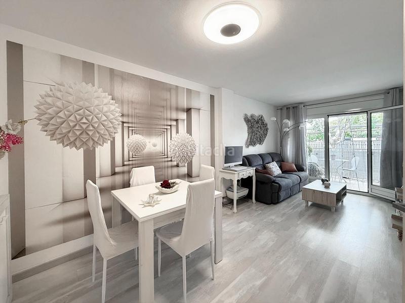 Foto ed34ce08-485a-443d-8b8b-0f5f2dad6b4d. Piso  reformado al lado de la playa en Calafell platja Calafell