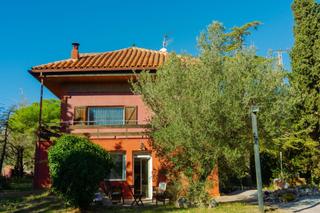 Casa en Canyelles. Casa con licencia turística, amplia y muy luminosa!