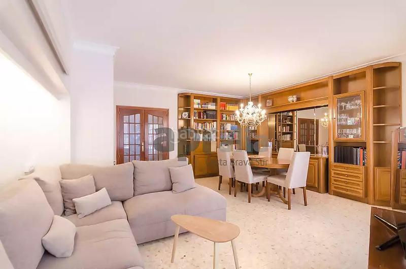 Foto c62f0f53-7895-49c3-ac1c-c7c51a8ea33c. Edificio in Centre Lloret de Mar