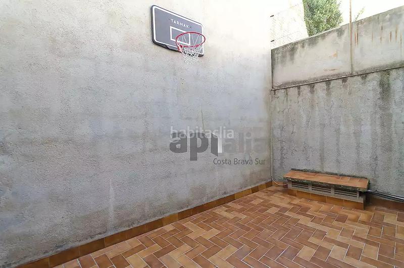 Foto c8769adc-8692-4452-a2b6-2262aa3ece3d. Edificio in Centre Lloret de Mar