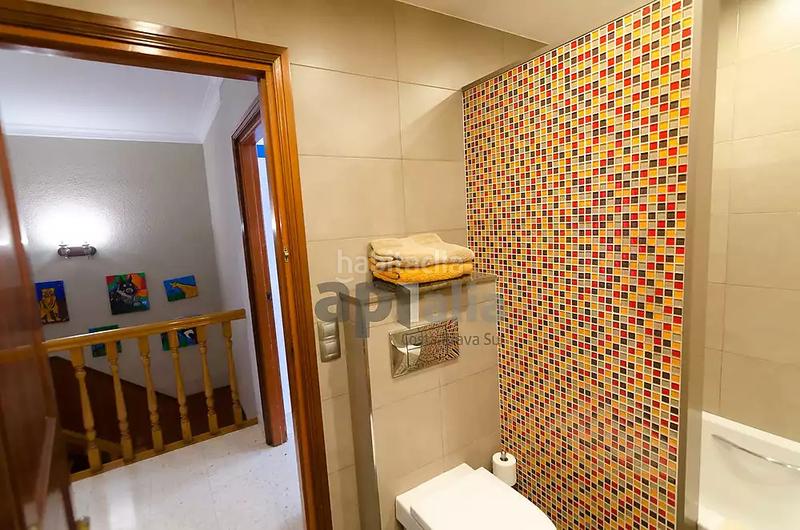 Foto d8432b9c-0fbc-4c87-a76e-26f3d83c8bec. Edificio in Centre Lloret de Mar