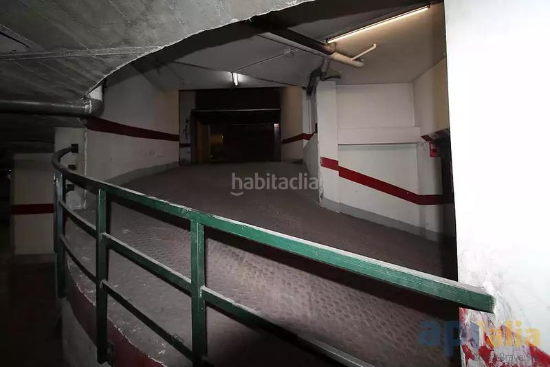 Foto cfb0a10c-f380-4c07-a5b4-d23e0502c7d5. Parking voiture dans Mas Baell-Can Carbó Lloret de Mar