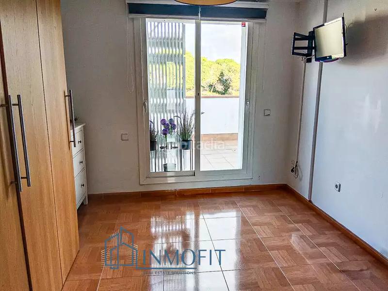 Foto 398e74e7-d021-4958-80d4-54d1106dea74. Duplex avec chauffage parking dans Palafolls