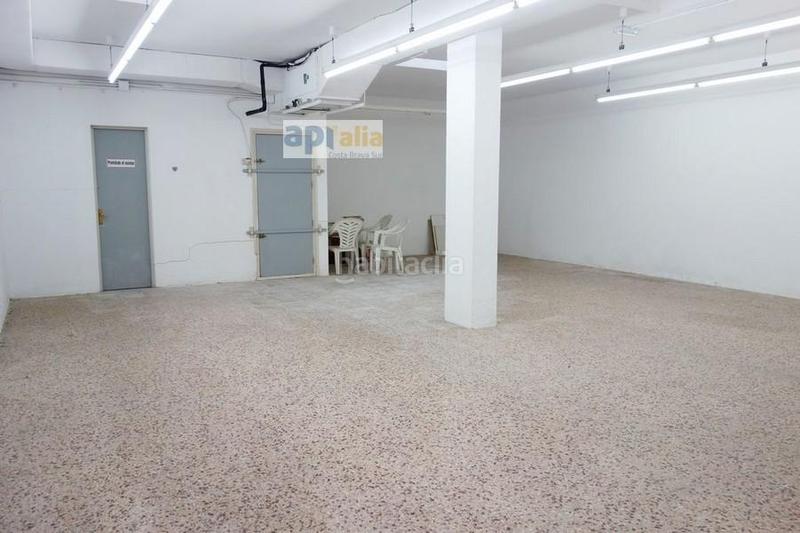 Foto b8345b6a-66de-4e6a-8d49-d5c8c8a1f455. Local commercial dans Centre Lloret de Mar