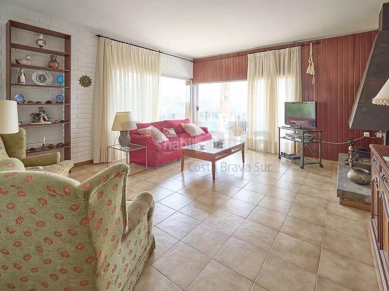 Foto 0083b215-8e93-4b31-9f61-acb1ca56b764. Xalet amb aparcament a Lloret Verd - Els Pinars Lloret de Mar