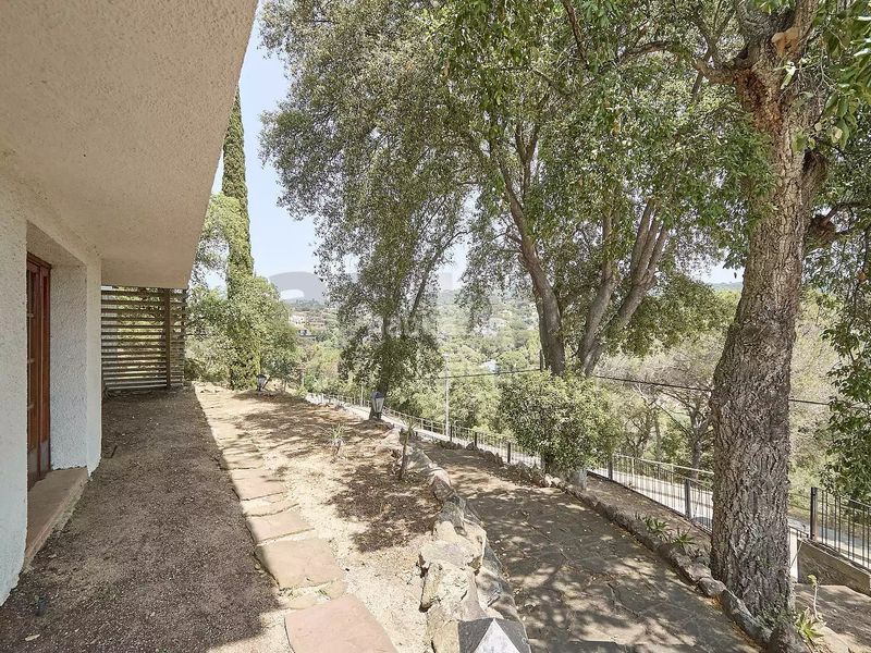 Foto 639928ee-c932-4df9-9732-4eeac5b42f94. Xalet amb aparcament a Lloret Verd - Els Pinars Lloret de Mar