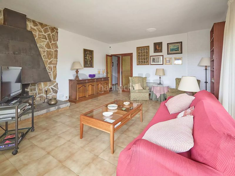 Foto 7eb4e6bd-c459-420a-91a4-4bc211268a52. Xalet amb aparcament a Lloret Verd - Els Pinars Lloret de Mar