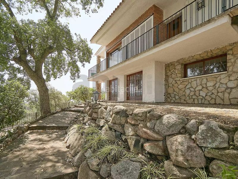 Foto cddedff8-42e8-47a8-bc58-a4da4609ec13. Xalet amb aparcament a Lloret Verd - Els Pinars Lloret de Mar