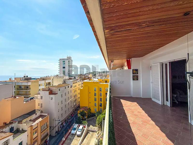 Foto 0f4c9f74-72d4-41c1-8fab-75464956a7fd. Apartament a Centre Lloret de Mar