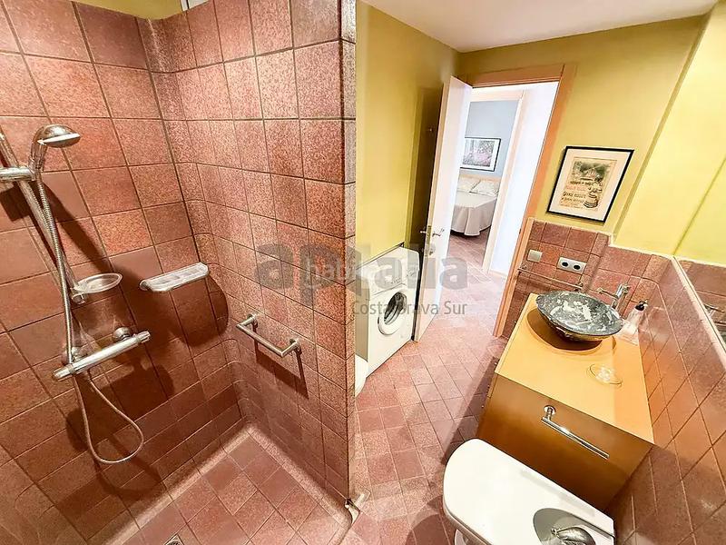 Foto f96228f5-d9ed-4fde-92db-cb3b55c07529. Apartament a Centre Lloret de Mar
