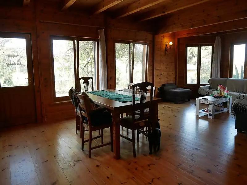 Foto c8a8270b-f980-47c1-b34e-69a4dafa301d. Chalet mit parking in Sils