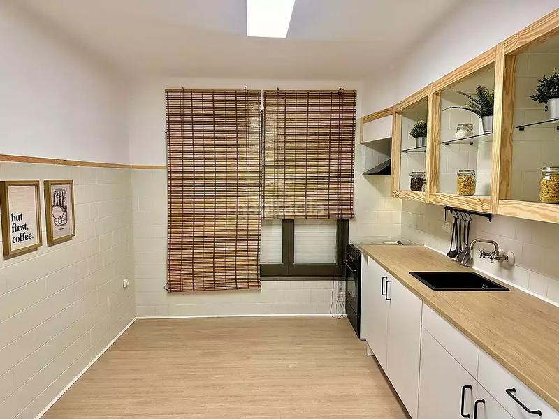 Foto 05d2c502-31c9-4ceb-9541-31aef95264d0. Pis a Centre Pineda de Mar