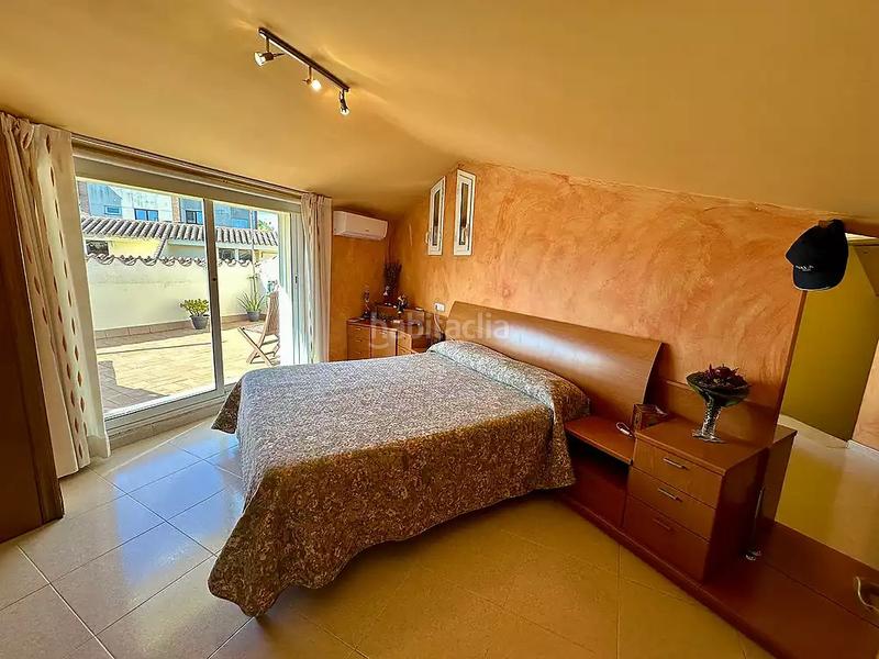 Foto 729c67f2-43bf-457e-8951-af84e310b0c6. Casa adosada en Fenals Lloret de Mar