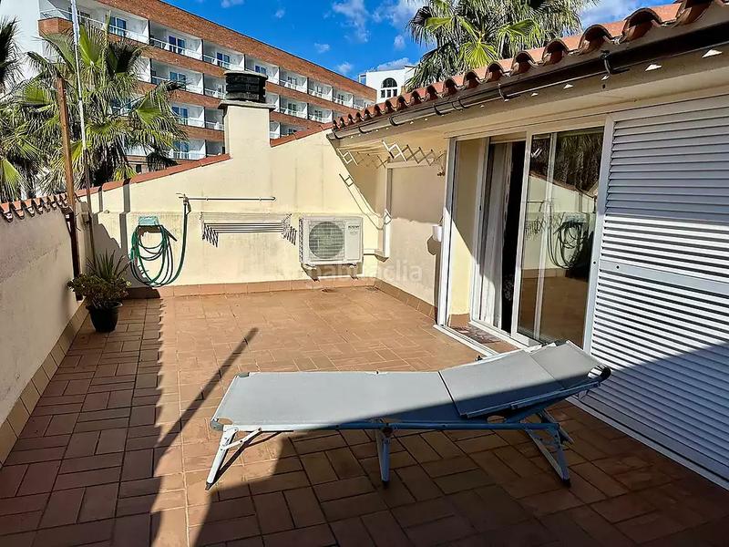 Foto b317bd12-bea9-4cc0-ae44-d6edee724756. Casa adosada en Fenals Lloret de Mar