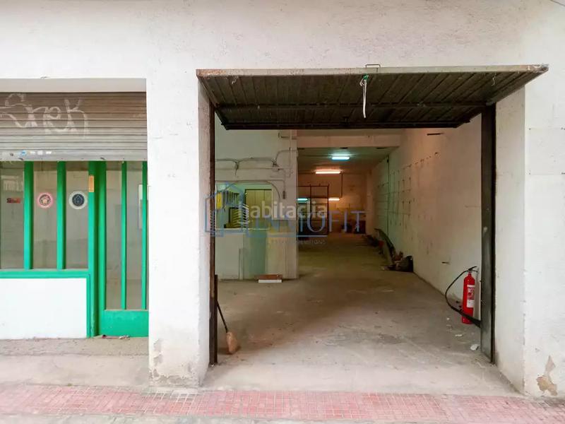 Foto 14ed3ccf-c923-42f5-aff8-da21a5f8d799. Local comercial a Centre Lloret de Mar
