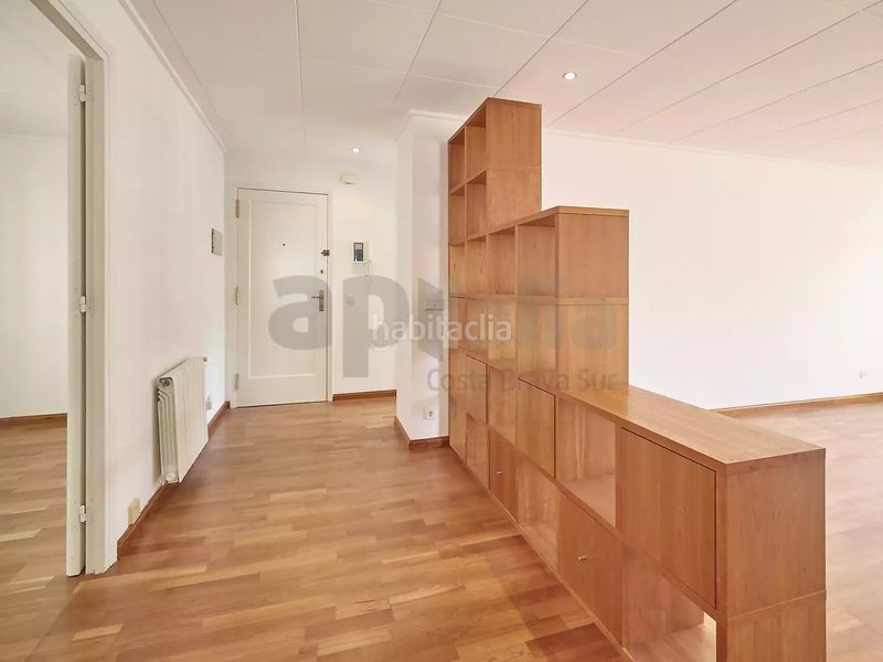 Foto ba067fef-b5ad-4aec-a629-74bcdbd09084. Apartament amb aparcament a Centre Lloret de Mar