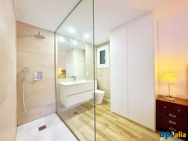 Foto f6515e32-ff76-4614-b10e-cfe101d02db6. Apartament amb aparcament a Canyelles Lloret de Mar