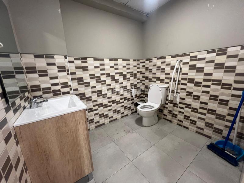 Foto 723436d5-4b38-4bd4-b268-600ae112b612. Geschäftsraum in Centre Cornellà de Llobregat