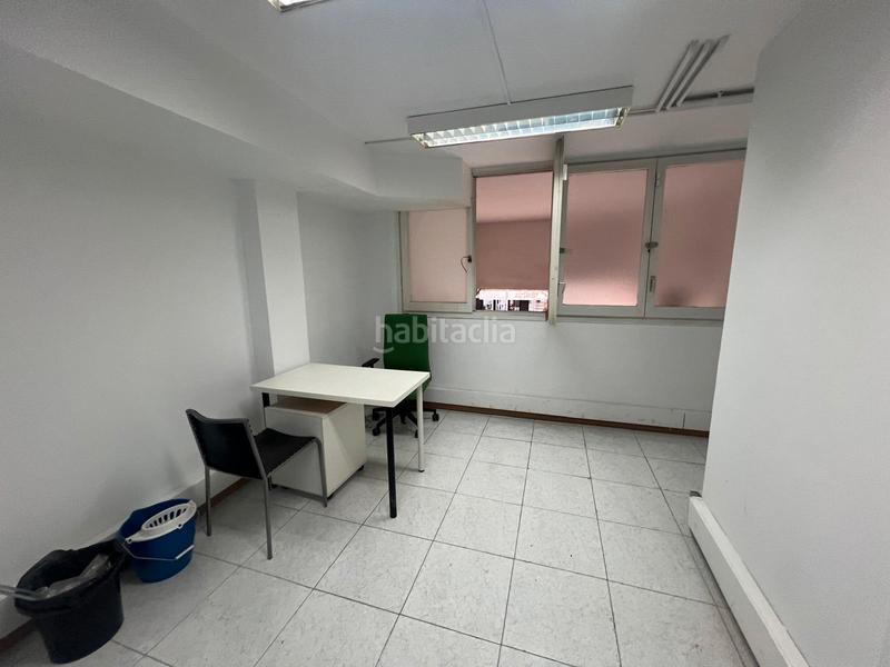 Foto b66312c4-e3ff-4c3d-927a-874ba08d231b. Geschäftsraum in Centre Cornellà de Llobregat