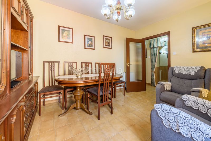 Foto 0bdf0603-0ae0-439a-a930-69dd2230cf54. Casa amb aparcament a Constantí