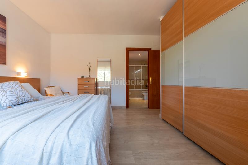 Foto 17ac4886-8c64-4657-95f5-fbe7398c220e. Casa pareada en carrer santes creus 14 chalet pareado en roda de bera en Roda de Barà