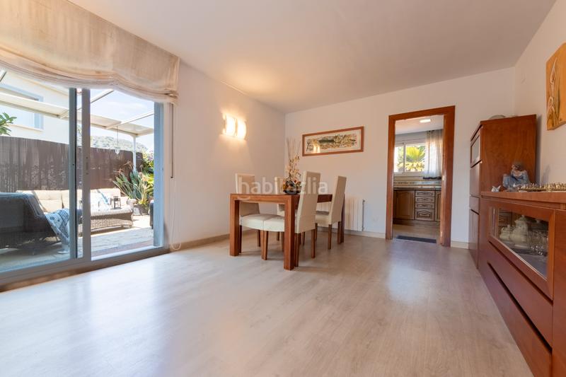 Foto 8ece7d8c-e896-4422-8881-3cd0146a8271. Casa pareada en carrer santes creus 14 chalet pareado en roda de bera en Roda de Barà