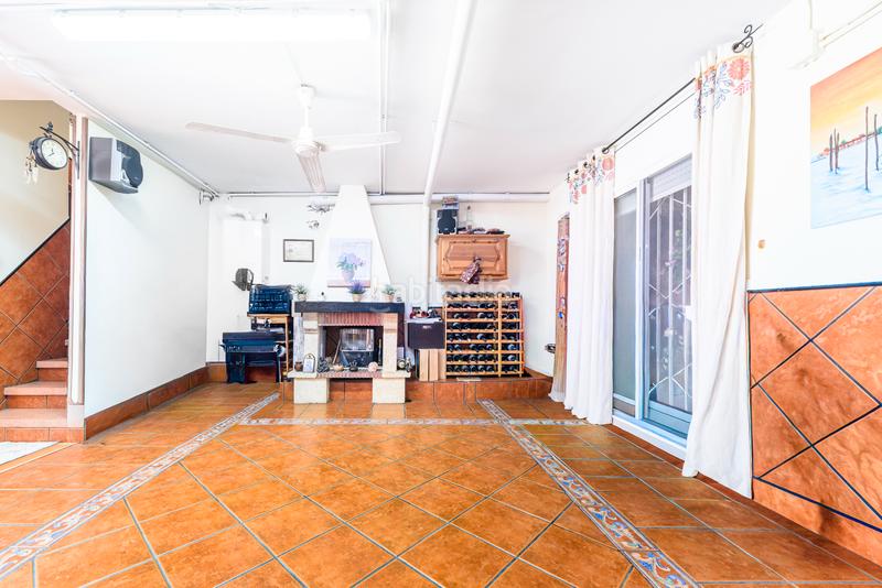 Foto 0822d297-3d72-4230-87ba-9ae8a105aef5. Chalet en carrer riu besòs 4-23 chalet pareado en carrer riu besós en Tarragona
