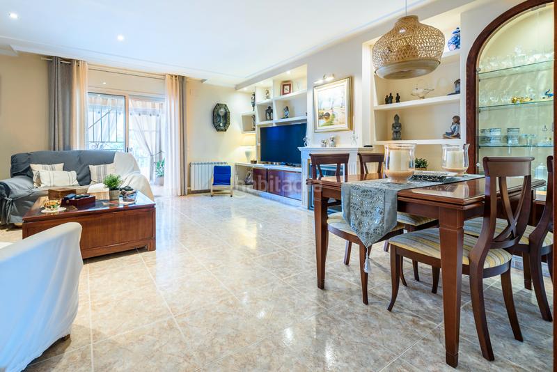 Foto 5c8ff155-3e61-49ff-9e17-79628d92841f. Chalet  pareado en carrer riu besós en Campclar Tarragona