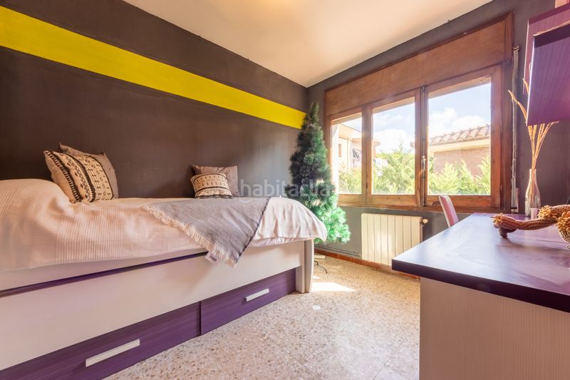 Foto f8ea7a29-c9b8-47d1-8c4c-3268528066f5. Casa amb xemeneia calefacció aparcament a Barenys Salou