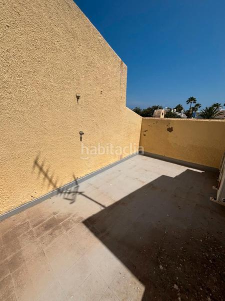 Foto 94bba442-5a14-4b1c-b51f-b8da908a6fa2. Casa adossada amb xemeneia aparcament a Pino Alto Miami Platja