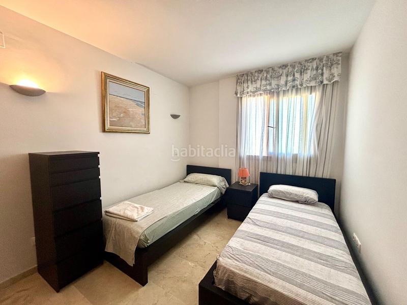 Foto 3cfd2e6b-d762-436e-852f-c07039fc75f3. Lloguer apartament amb calefacció piscina a Punta Prima Torrevieja