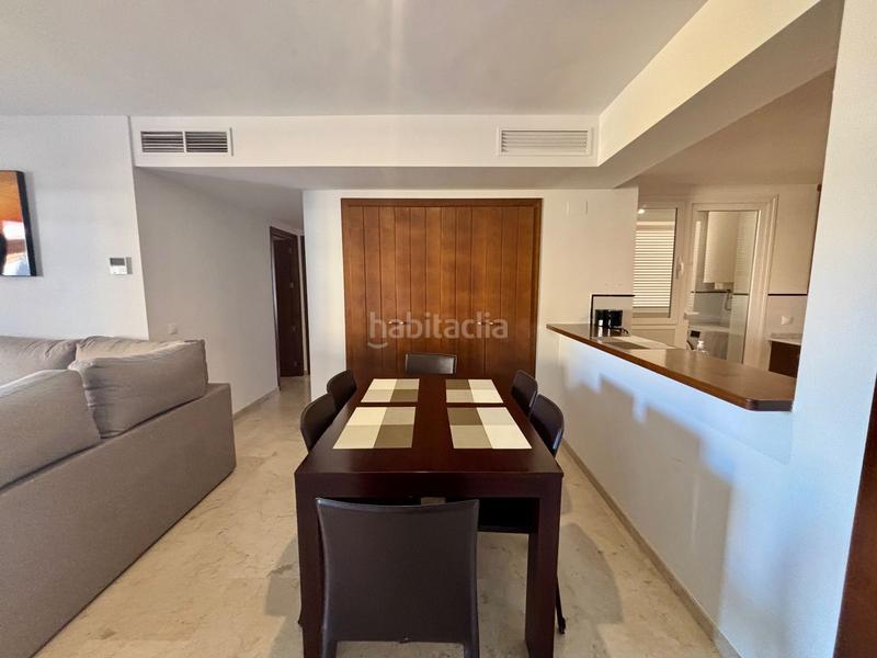 Foto 9a144630-dabb-4851-aabb-4d6f0797e79e. Lloguer apartament amb calefacció piscina a Punta Prima Torrevieja