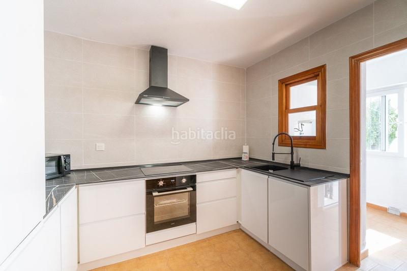 Foto 4742e7a8-f759-4e25-b917-10393bc7a207. Affitto casa a schiera con piscina in Villamartín-Las Filipinas Orihuela