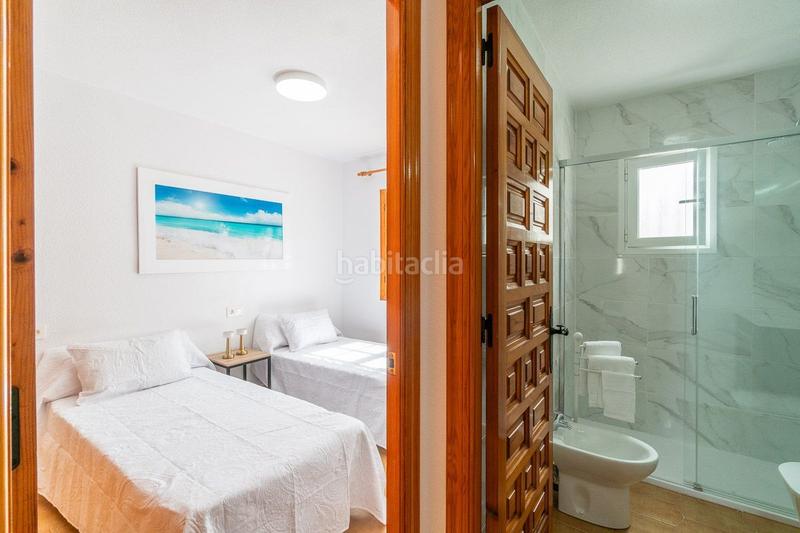 Foto 80ffb091-9a44-4b12-bf09-dc872f7570e7. Affitto casa a schiera con piscina in Villamartín-Las Filipinas Orihuela