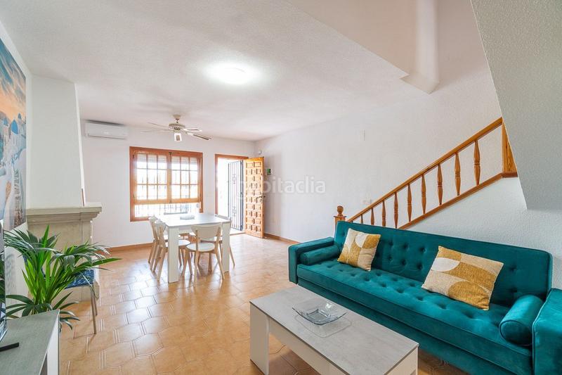 Foto 9edac652-2e3e-432a-abd2-e796d2021aa2. Affitto casa a schiera con piscina in Villamartín-Las Filipinas Orihuela