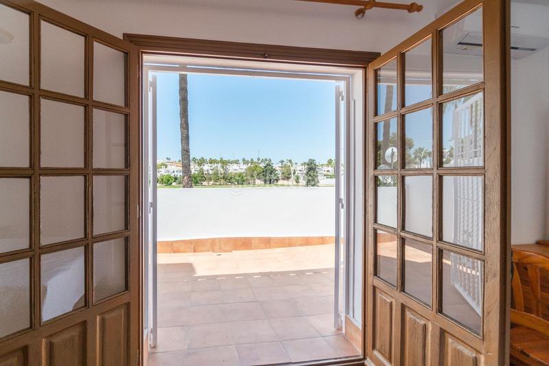 Foto 2f1dc726-f520-4596-8bed-0a680c0c39af. Location maison jumelée avec piscine dans Villamartín-Las Filipinas Orihuela