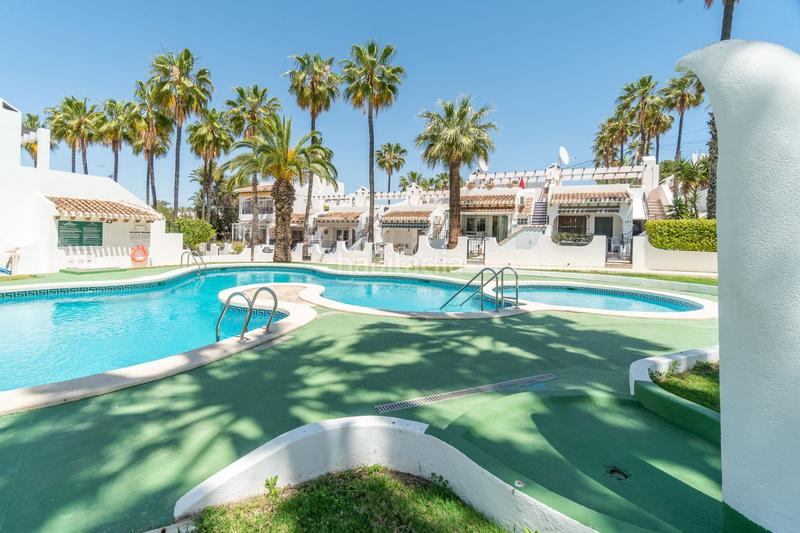 Foto 6a5e0df7-e9fb-4f1d-b664-d267b92ac024. Location maison jumelée avec piscine dans Villamartín-Las Filipinas Orihuela