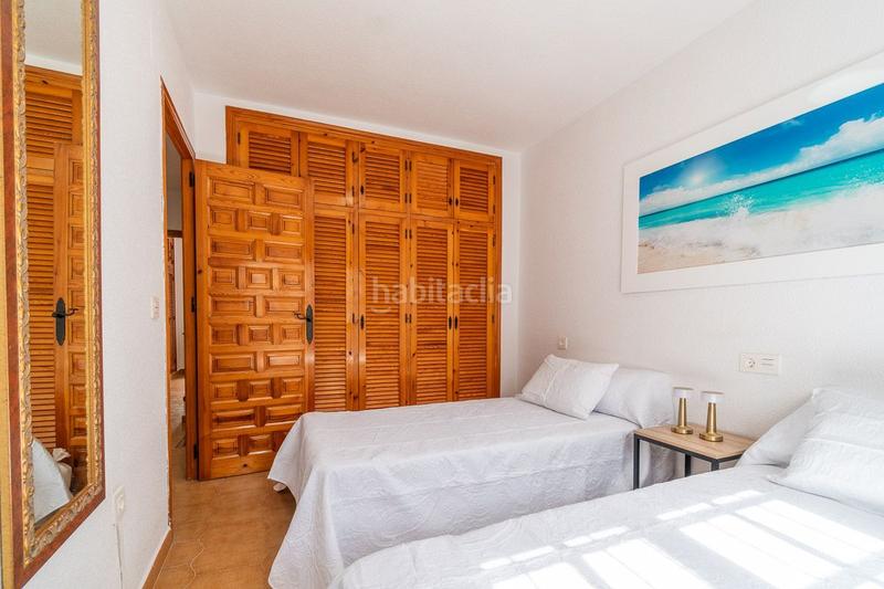 Foto ebbbfb78-5e99-447d-a177-e512e0399734. Location maison jumelée avec piscine dans Villamartín-Las Filipinas Orihuela