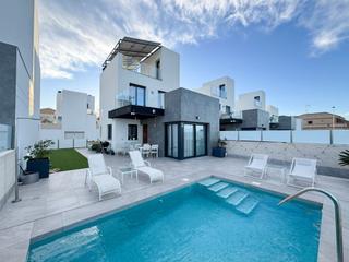 Location Chalet à Los Balcones-Los Altos. Exclusiva villa de lujo en los balcones, torrevieja