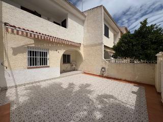 Location Maison à Mil Palmeras. Acogedor bungalow en mil palmeras, pilar de la horadada